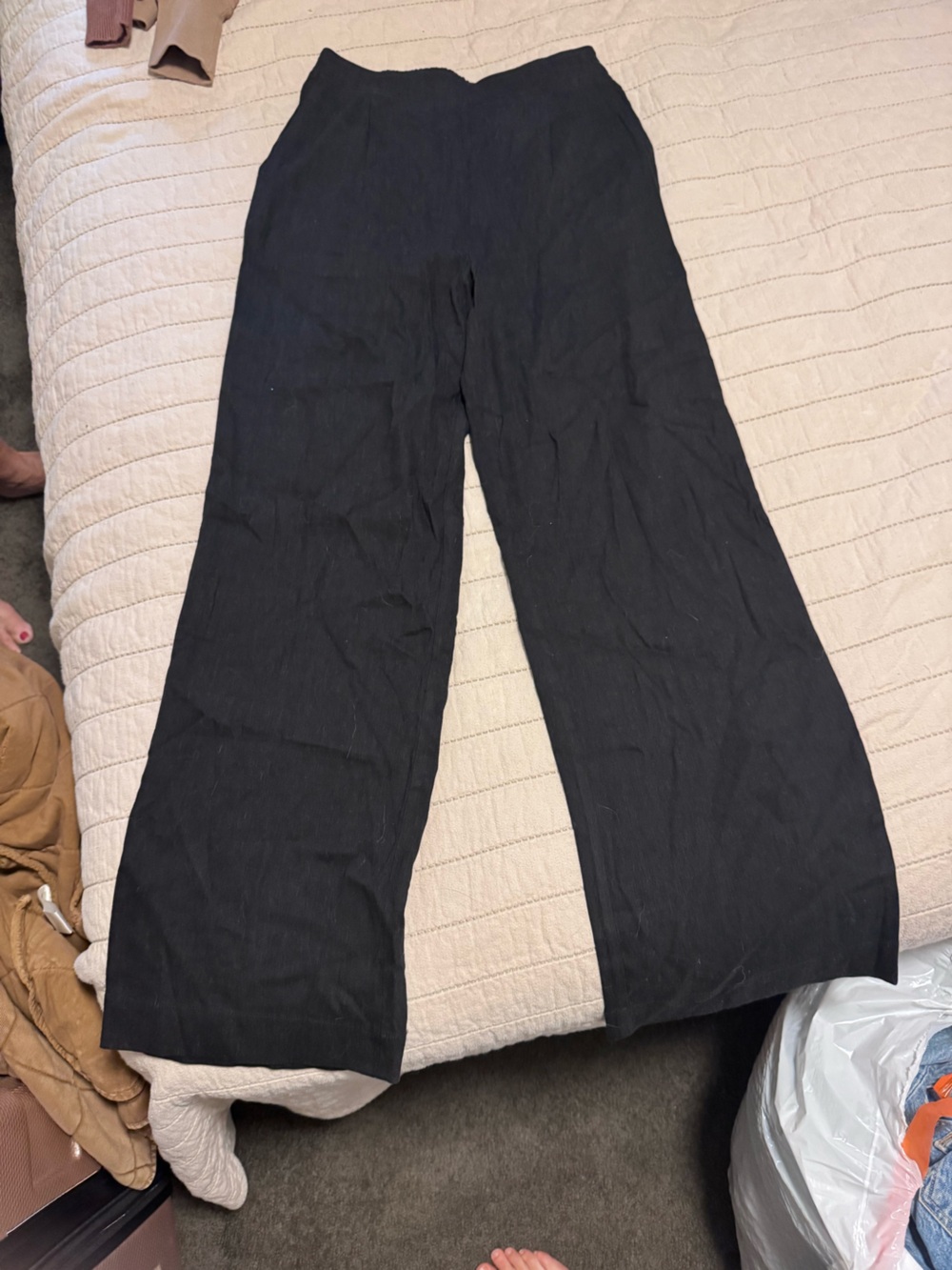 Monrow Black Wide-Leg Sweatpants